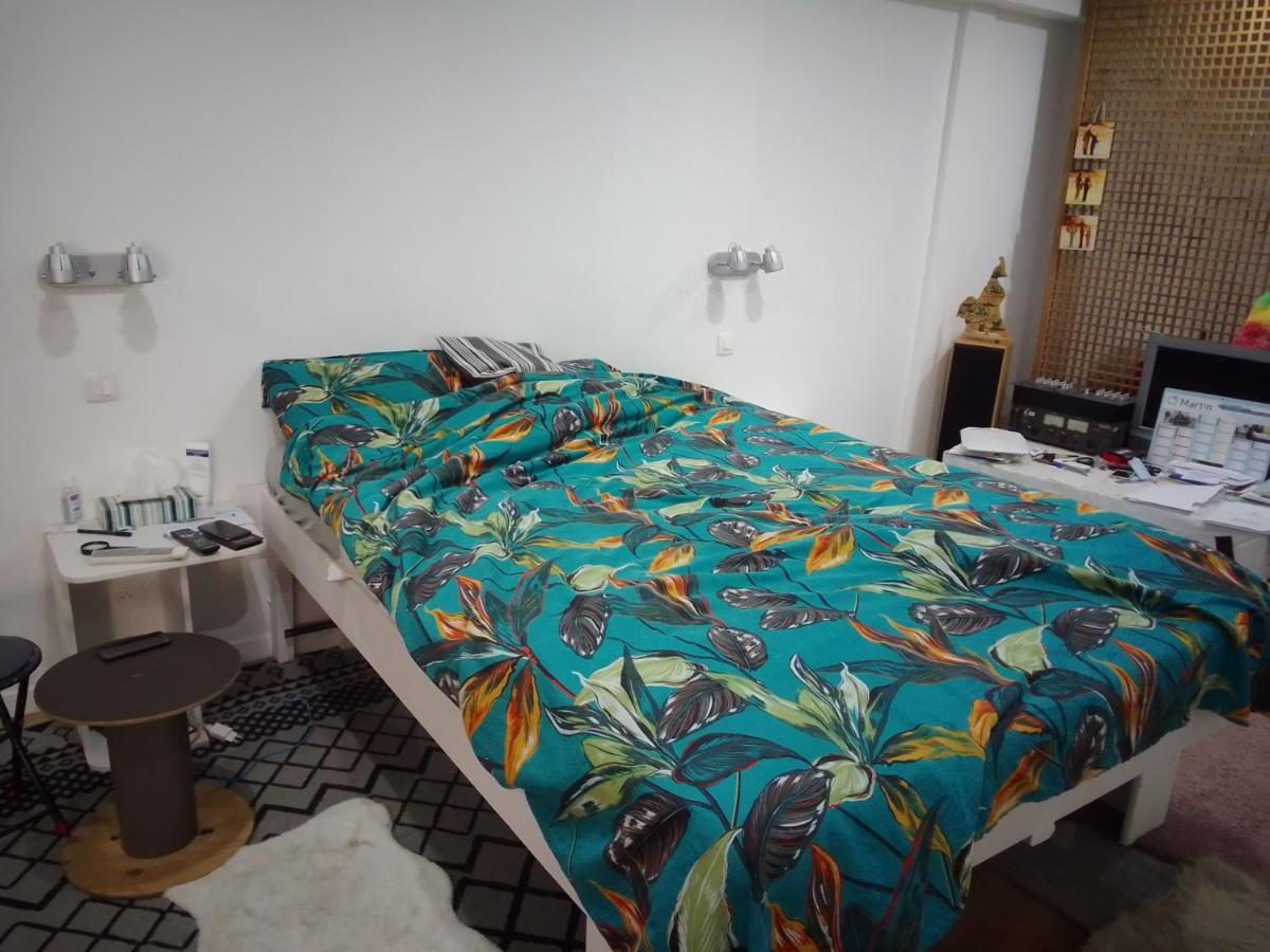 Chambre Chez L'Habitant Saint-Pierre-le-Moûtier エクステリア 写真